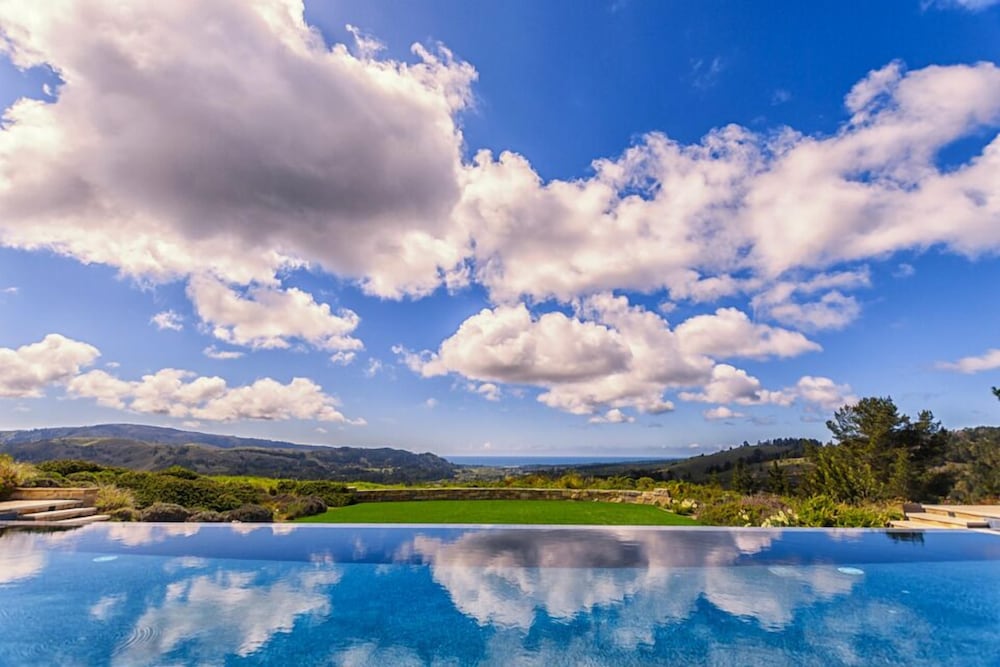 Lx1: Chateau D' Renaitre - Carmel-by-the-sea Luxury Villa: - Property Image 39