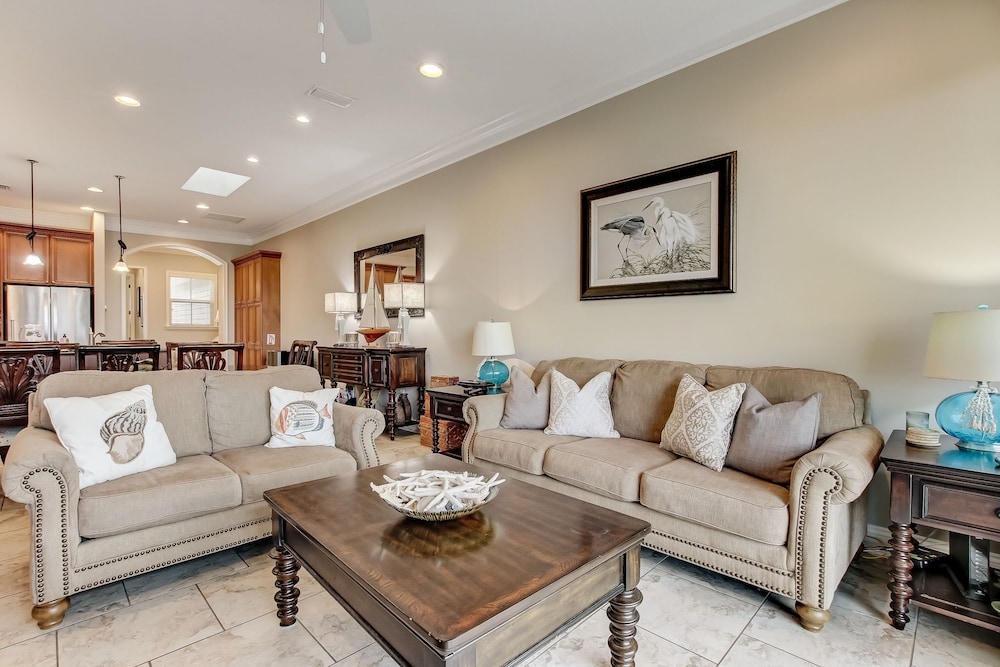 1931 S Fletcher 3 Bedroom Townhouse