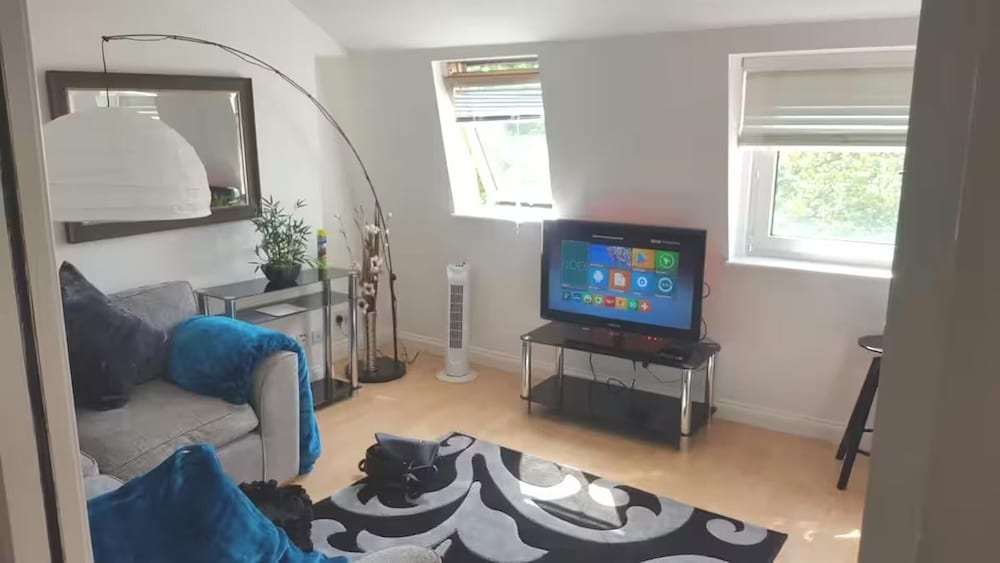 Cosy London Apartment Near River Thames