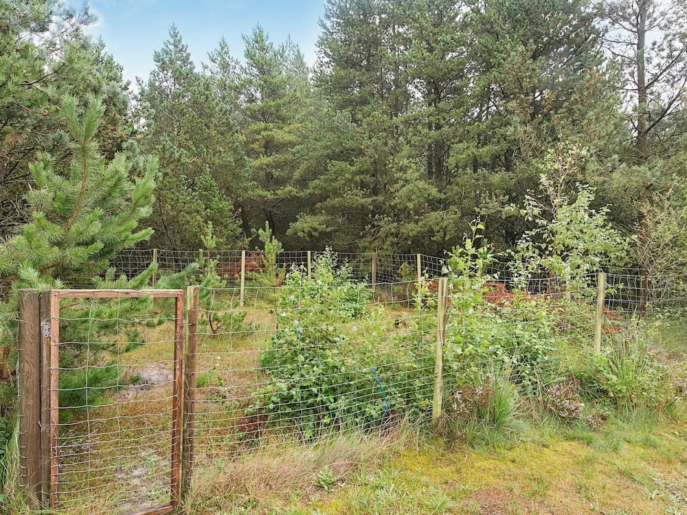 6 Person Holiday Home in Romo