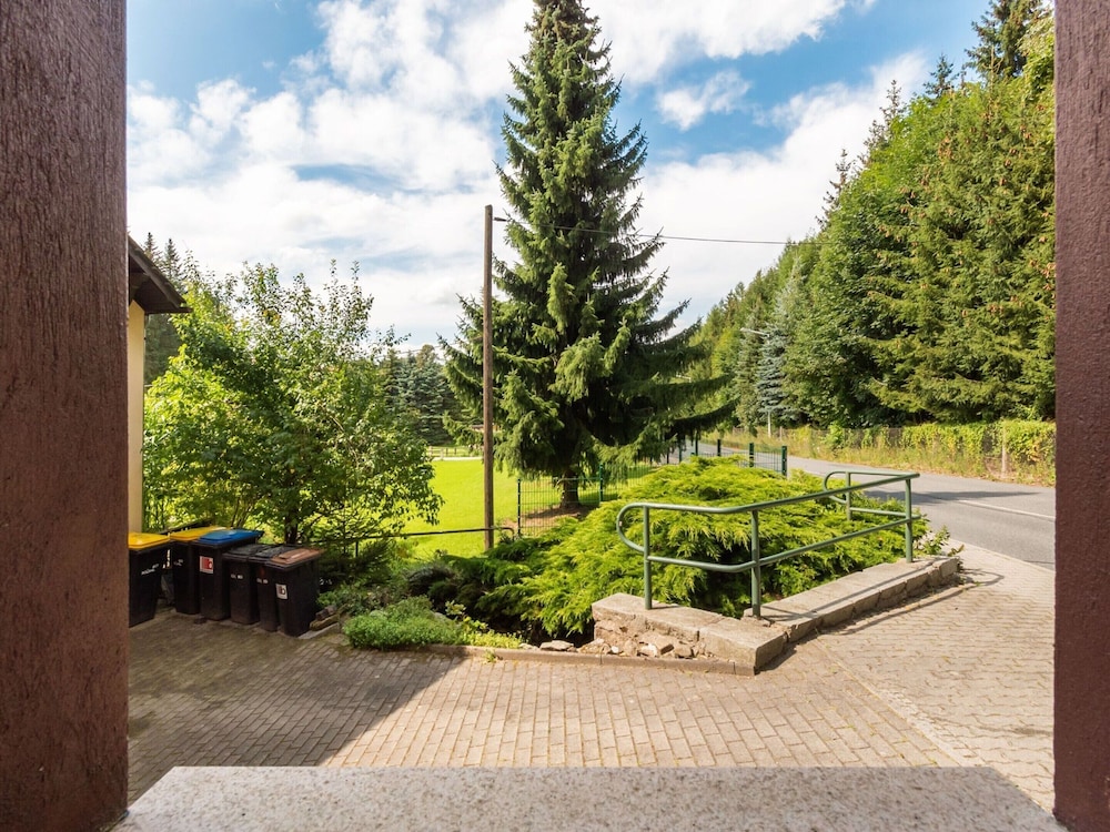 Modern Apartment in Sebnitz With a Terrace in Sebnitz