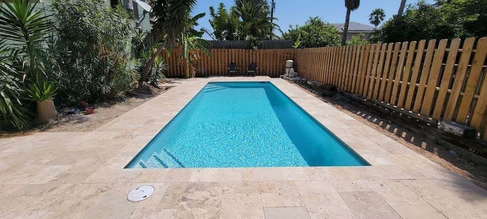 Bay View Great Deck Pool 2 Levels & 3 Bedr 3 Bedroom Condo