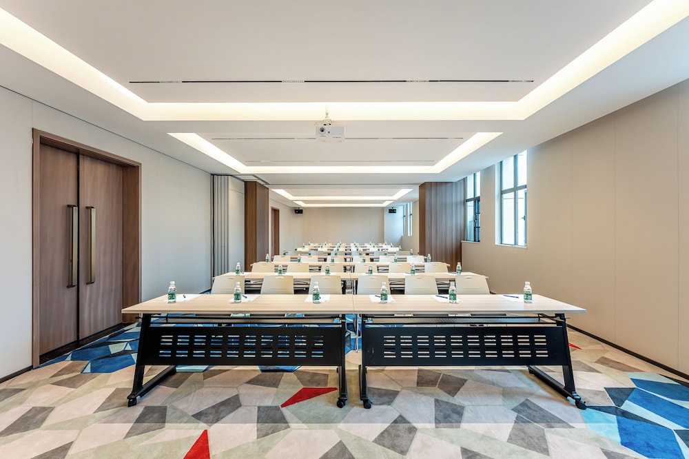 Holiday Inn Express Shangrao Railway Station by IHG
