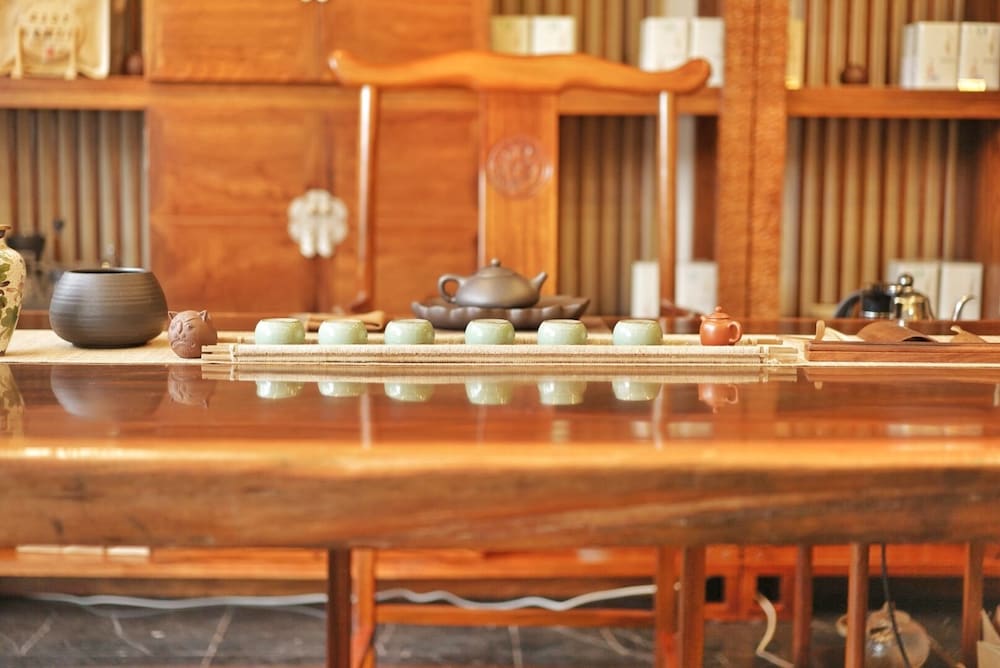 Chayan Hotel