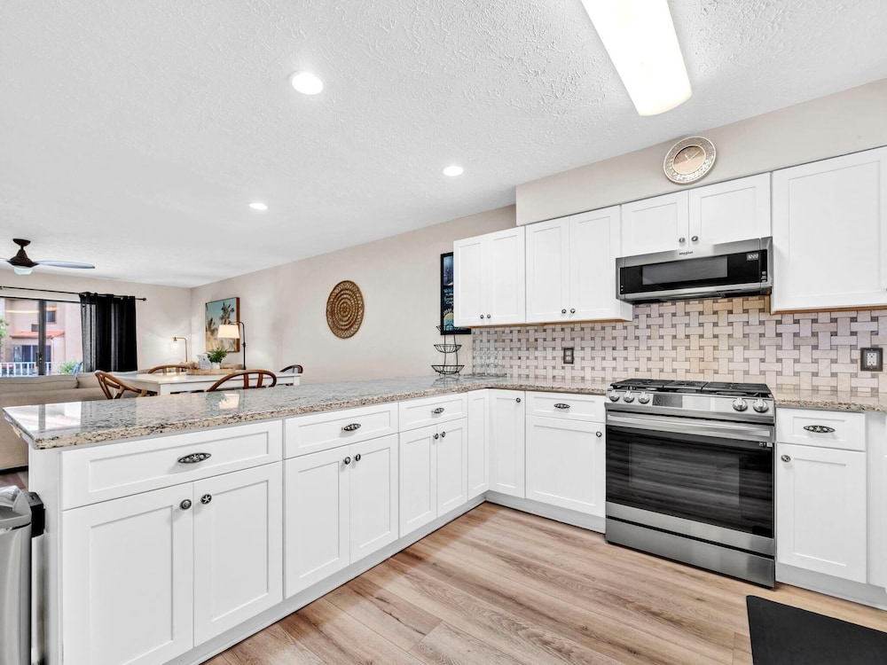 Gulf Highlands 229- St. Katherine Blvd