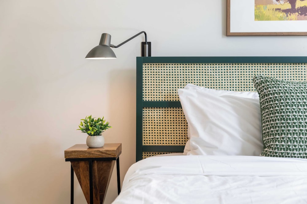 Sleeps 24 Rooftop, Game Room & Outdoor Spaces Just 10 Min to Broadway Outrider by Avantstay