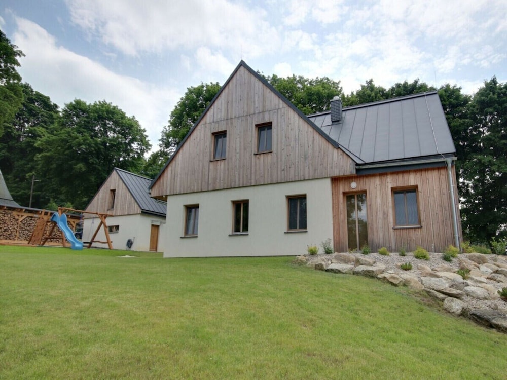 Beautiful Pondside Villa