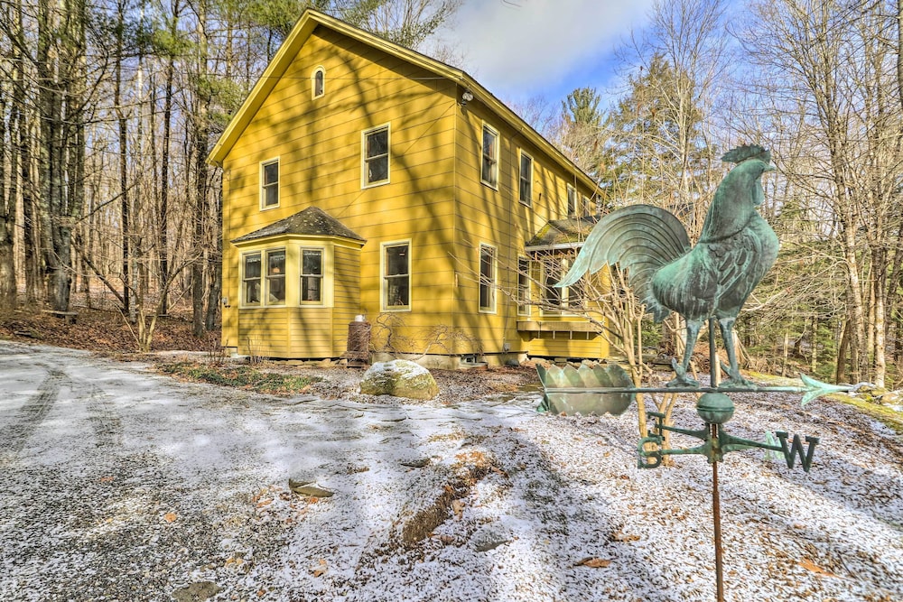 Cozy Monterey Home w/ Porch: Walk to Lake Garfield view 5