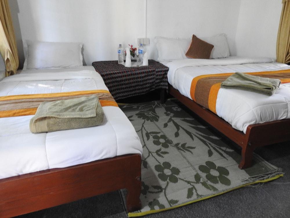 Rhino Lodge Bardia