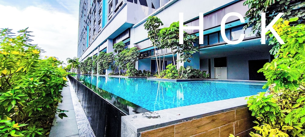 Luxury Balcony at Trion 1 KL by HCK