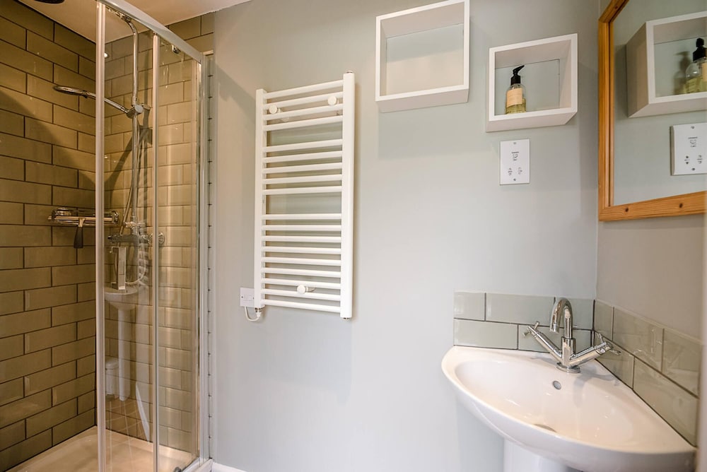 Bury St Edmunds Vacations - Little Dene Lodge Pakenham - Property Image 8