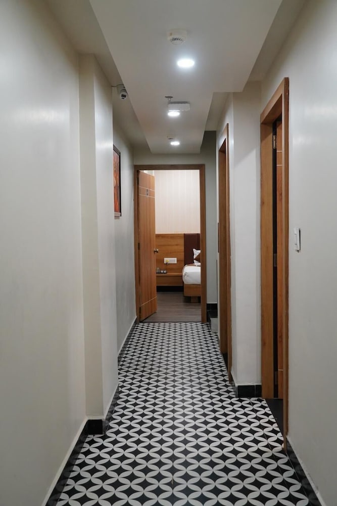 Hotel vraj palace