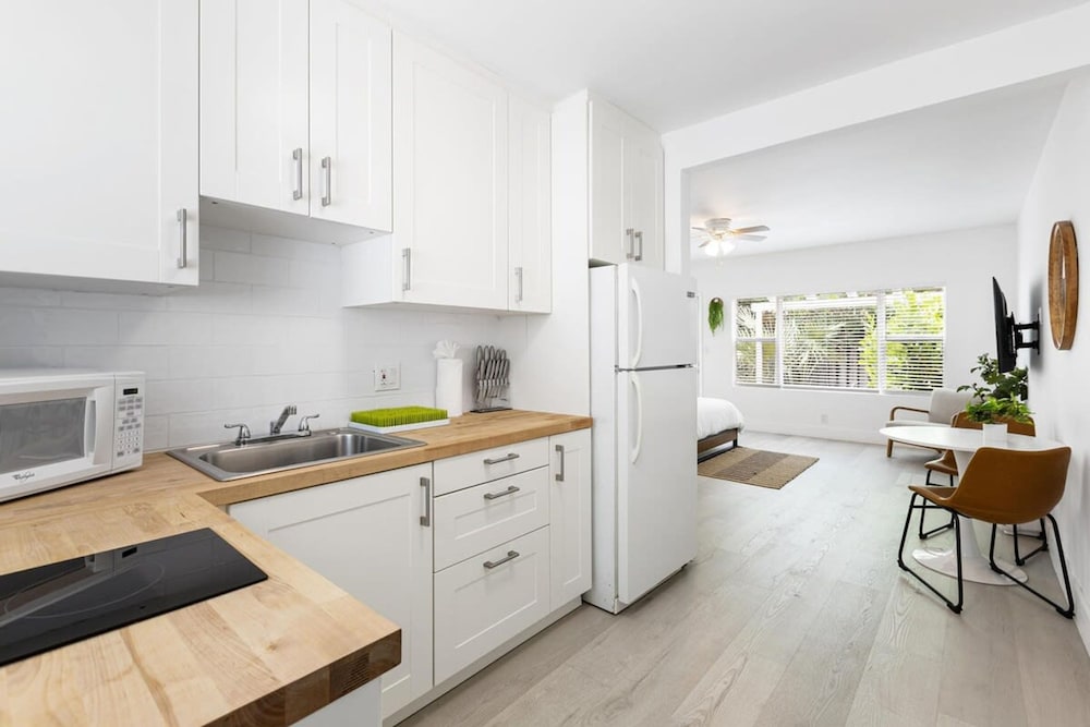Victoria Park Unique Studio Close to Las Olas Blvd