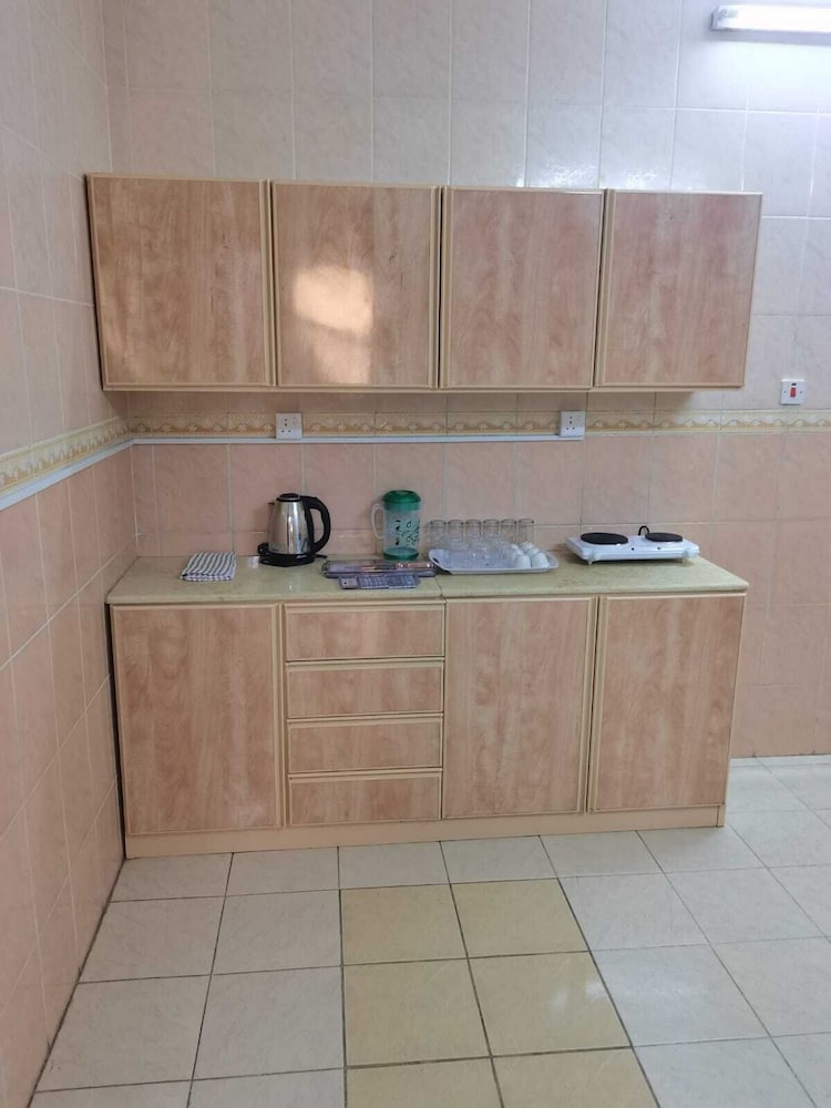 Al Eairy Furnished Apt Al Madinah 3