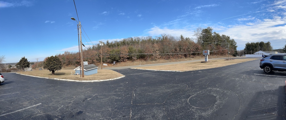 Budget Inn Dayville - Property Image 12