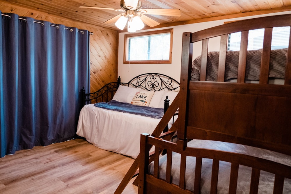 Lakeside Manor view 4