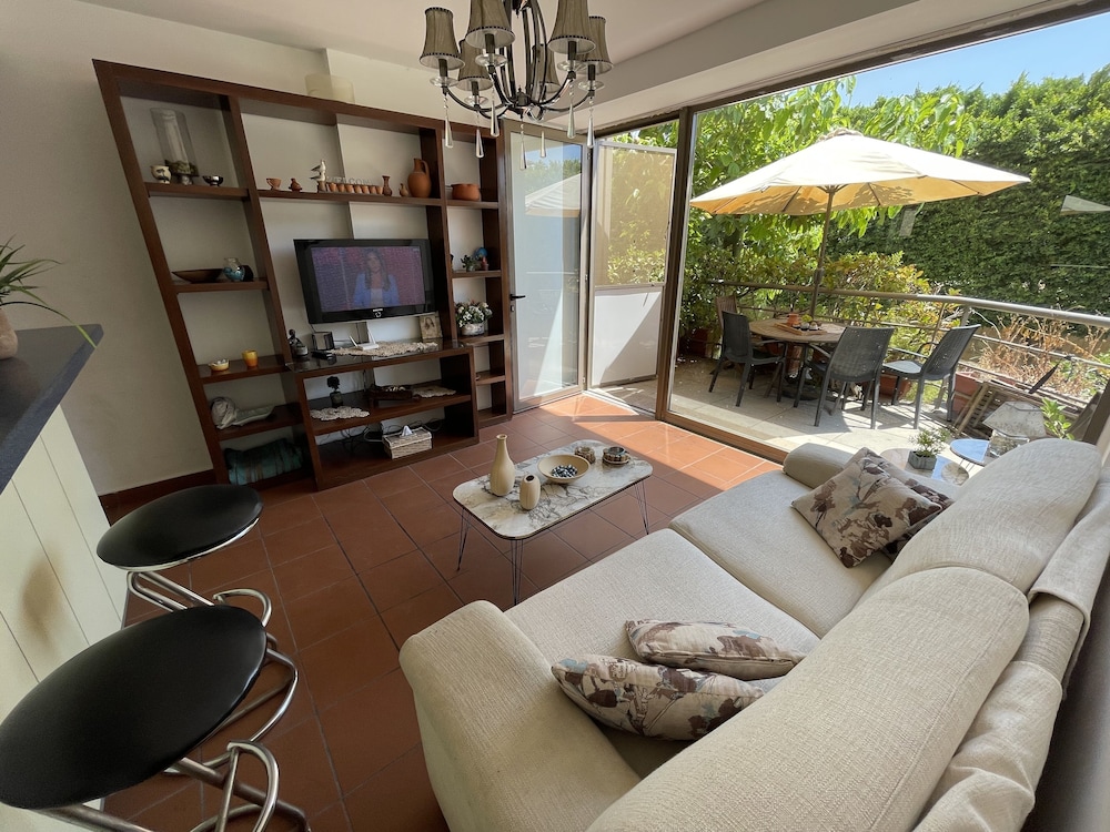 Duplex In Siwar,2 Minutes From Hotel Le Royal,1 Bedroom, Pool,generator Included