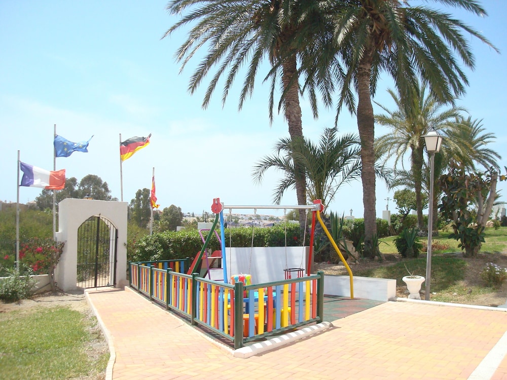 Photo 18