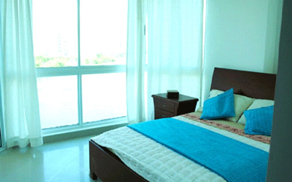 Apartamento con Vista al Mar el Laguito view 4