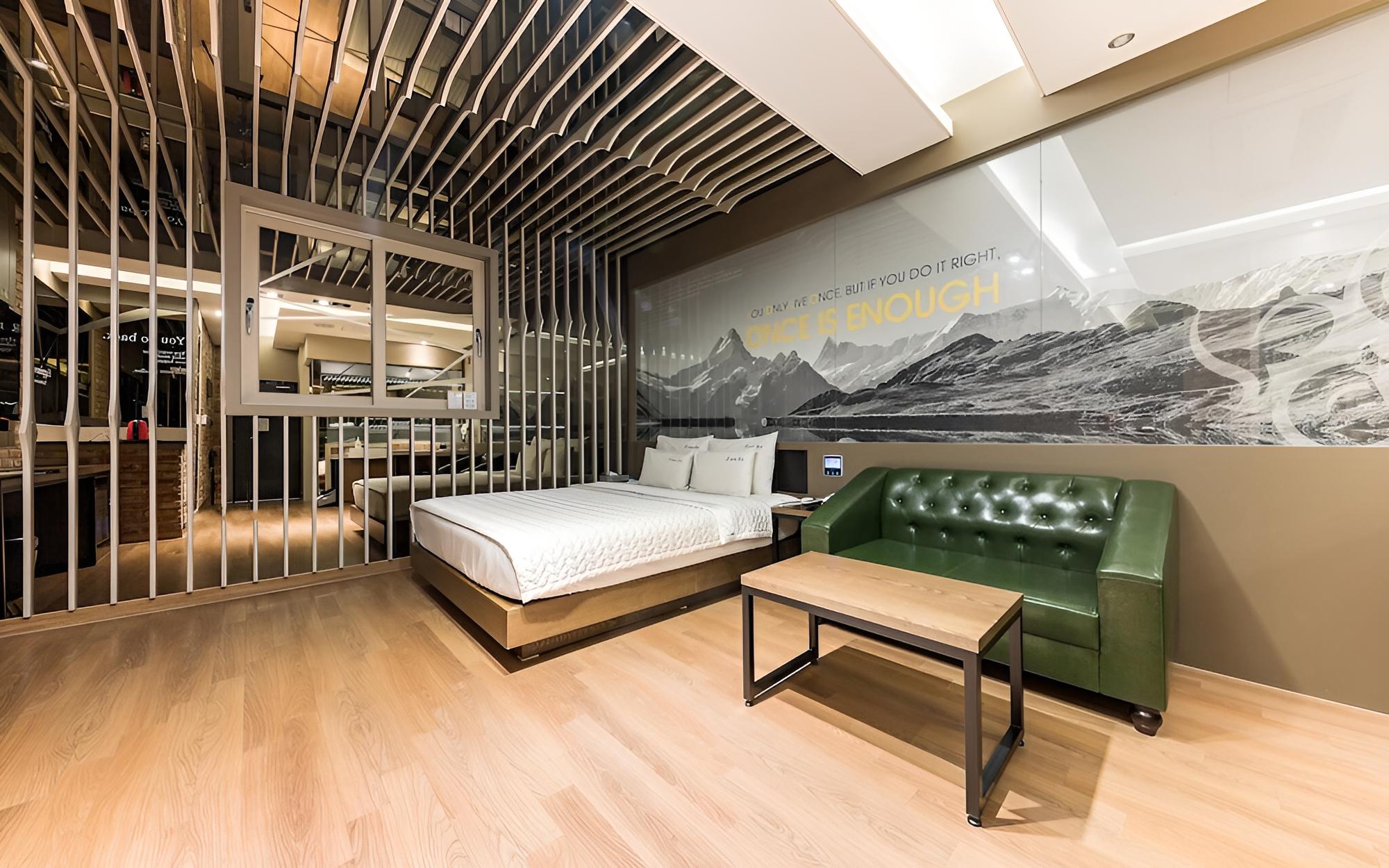 Gyeongju Yolo Unmanned Hotel