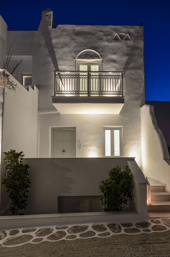 Naxos Evilion