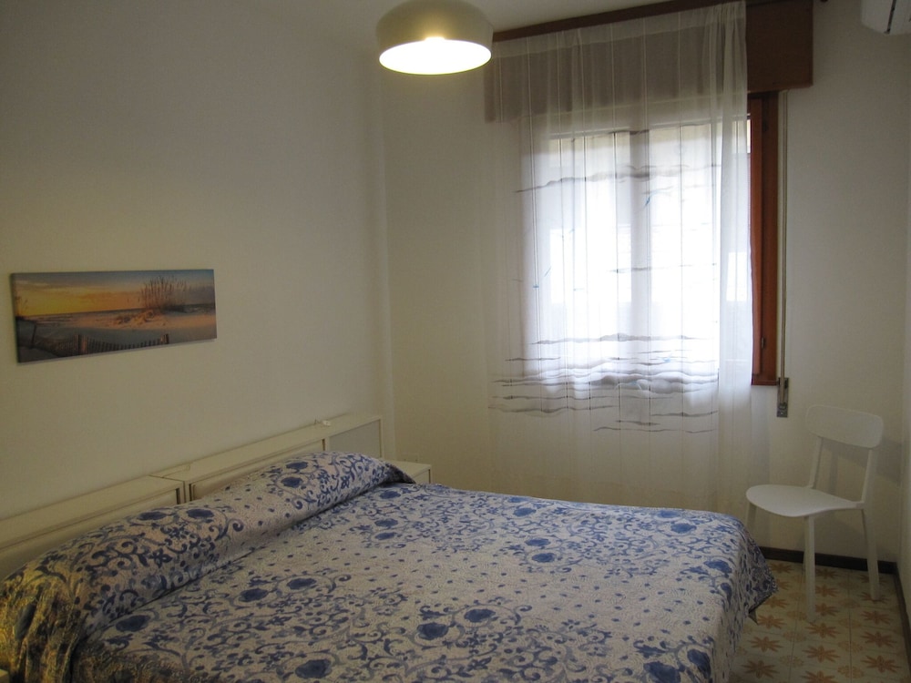 Very Nice and Modern Apartment Close to the Beach by Beahost Rentals view 3