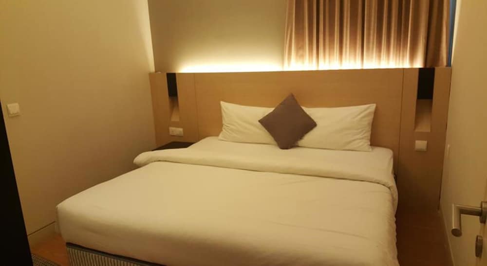 Swiss Garden Residence SS Suite