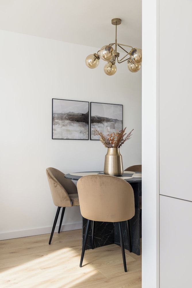 Onyx - by Kairos Apartments