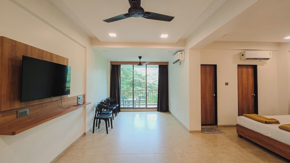 Green View Resort