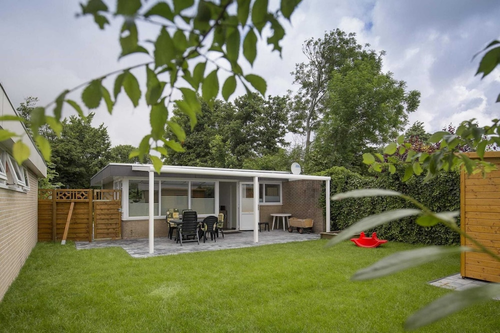 Sint Maartenszee: Renovated Family Retreat