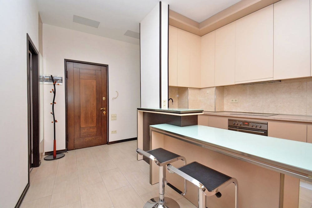 Kajaznuni street apartment on 4 floor
