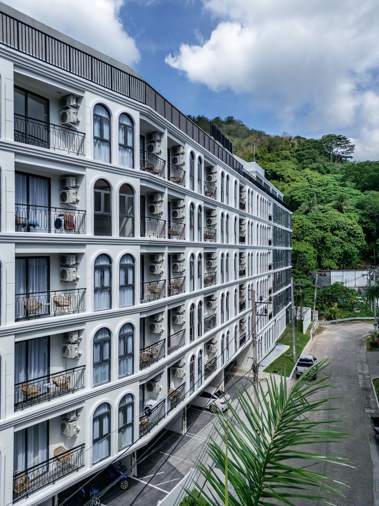 Palmetto Park Residence