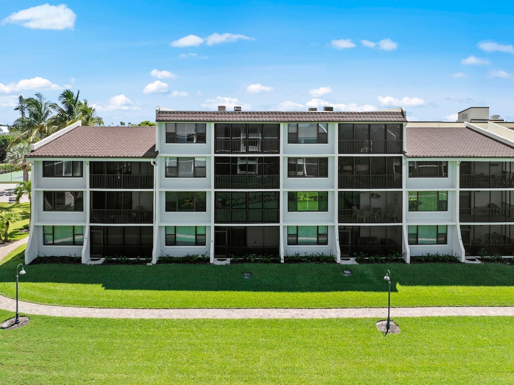 Loggerhead Cay 472 - Beach Front Pet-friendly