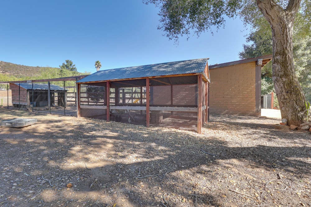 5 Mi to Casino & Lake: Home on Escondido Ranch!