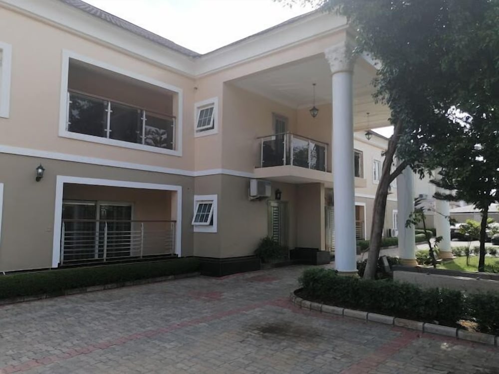 Waxride Residence