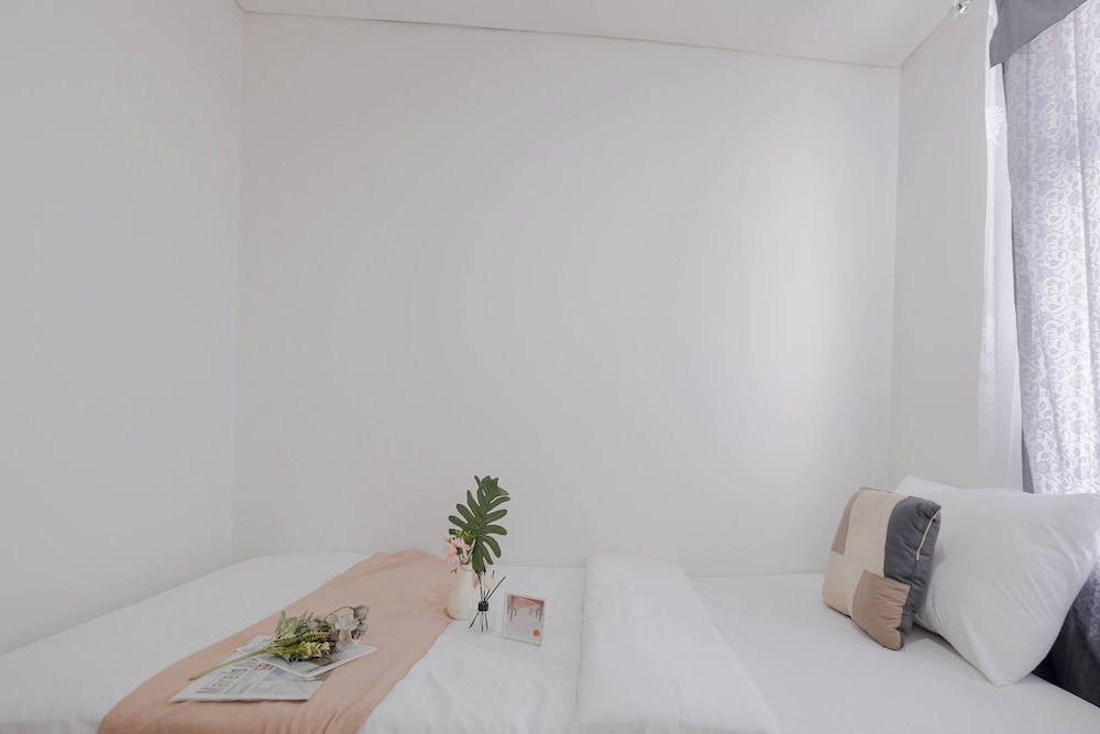 Spacious 2BR Apartment at Vittoria Residence