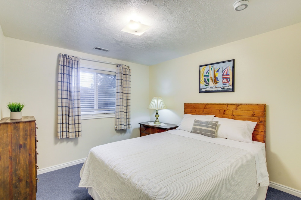 5 Mi to Downtown Logan: Scenic Retreat w/ Patio