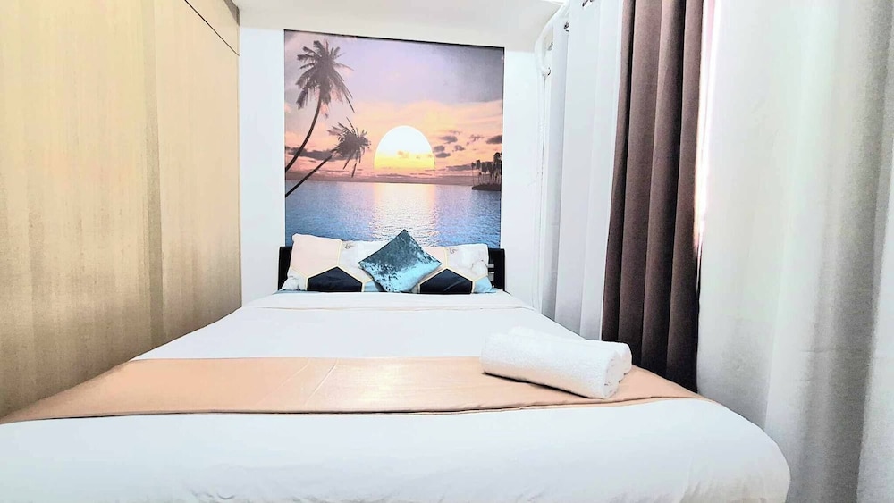Homey 1BR With Balcony City View in Grace Res