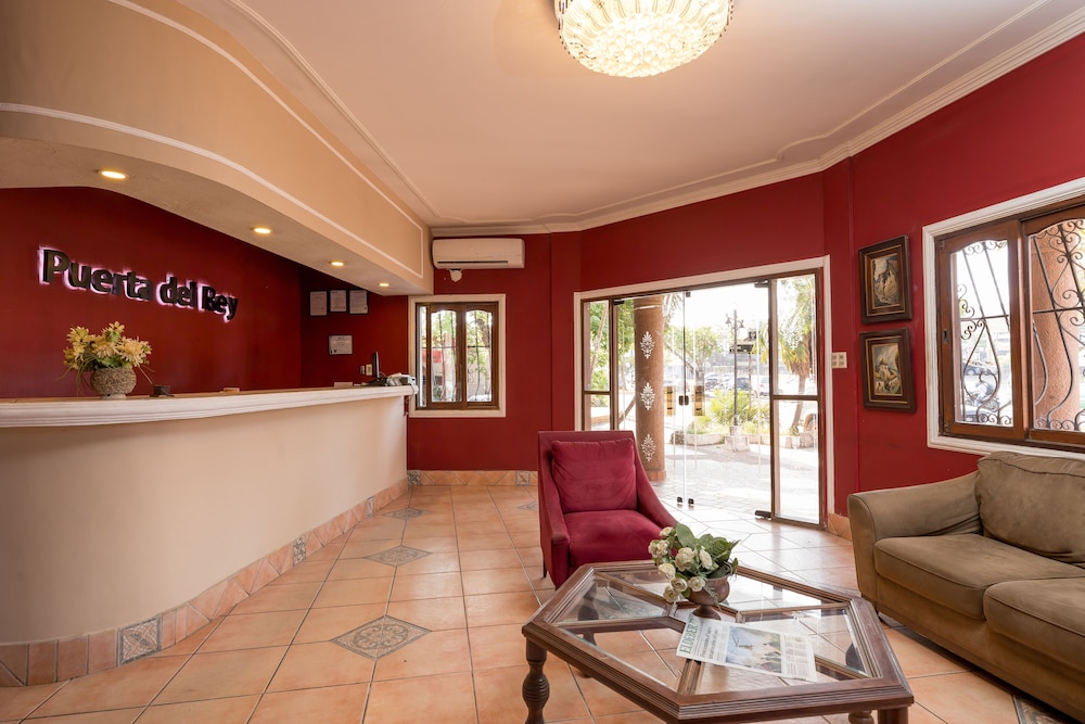 Hotel Puerta del Rey - Image 1