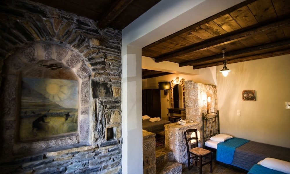 Psamathous Guest House