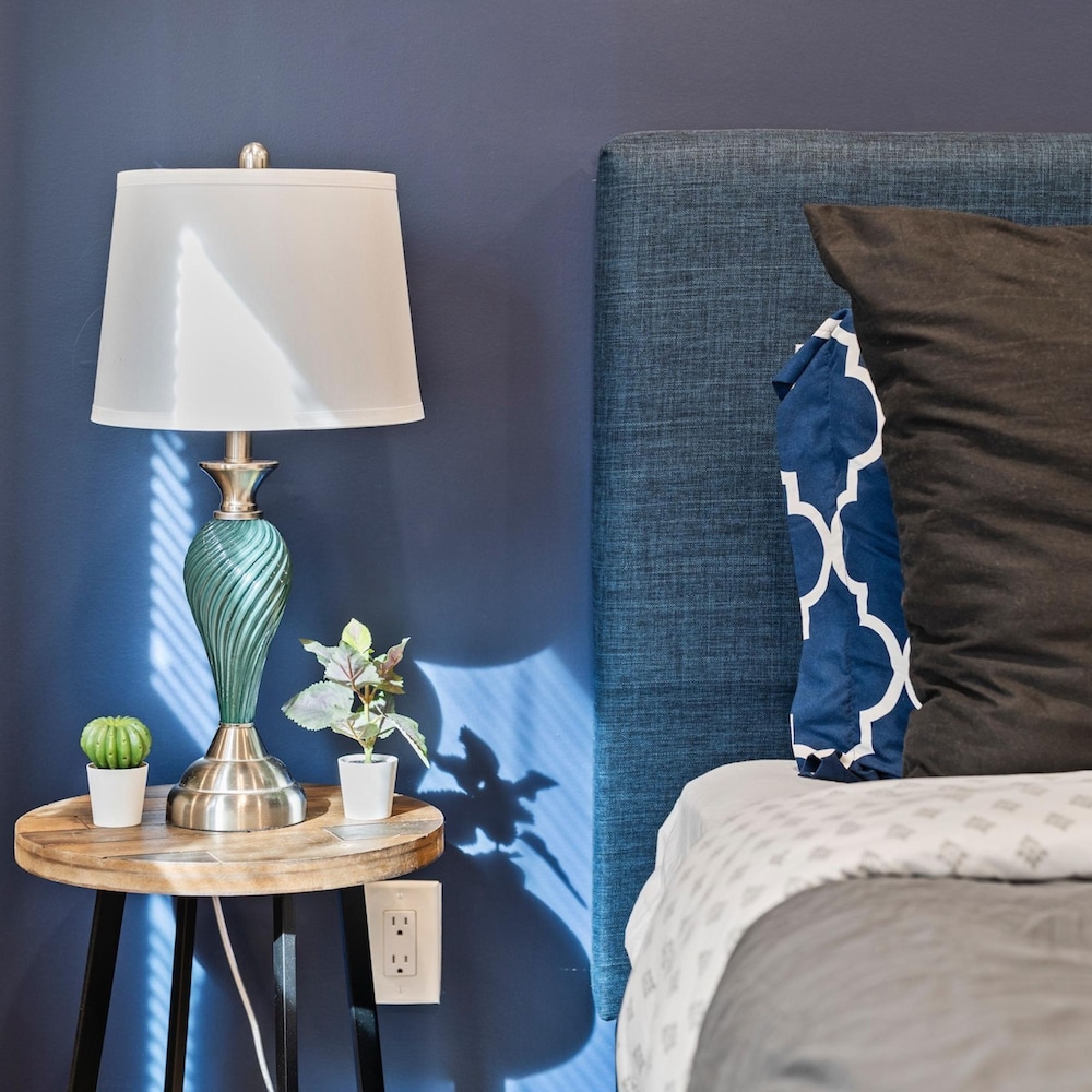 Boston Vacations - Luxury 2BD 2BA Near Logan Airport and T Station - Property Image 16