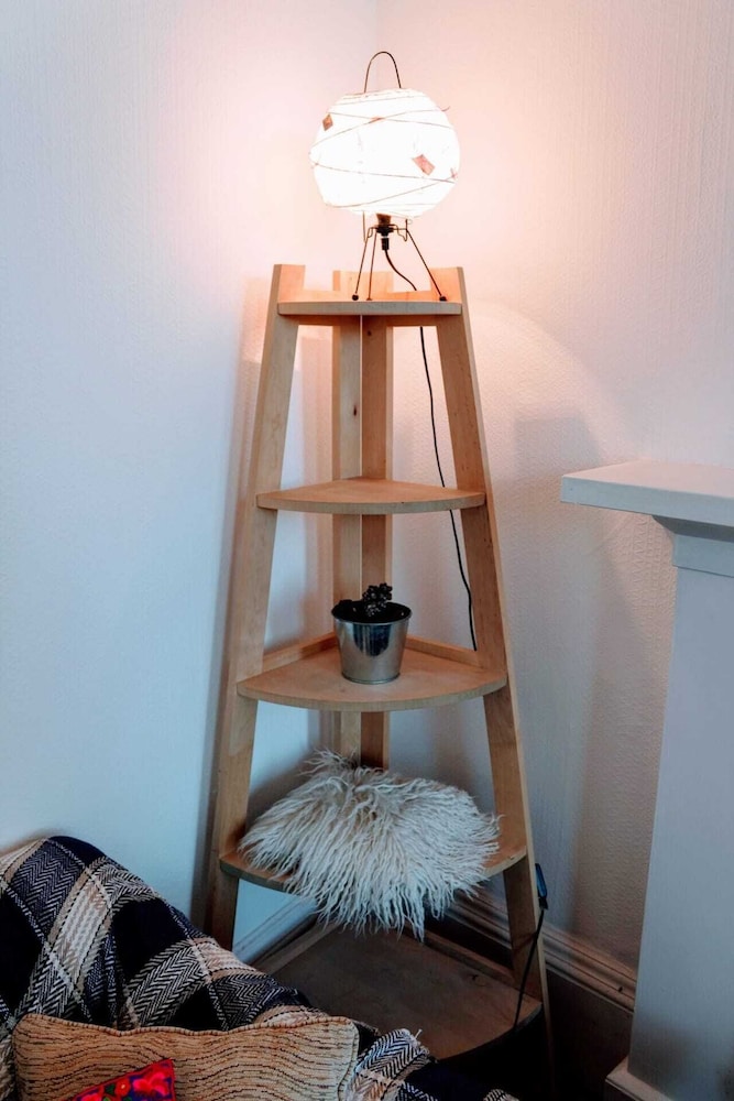 Traditional Apartment oer the Meadows
