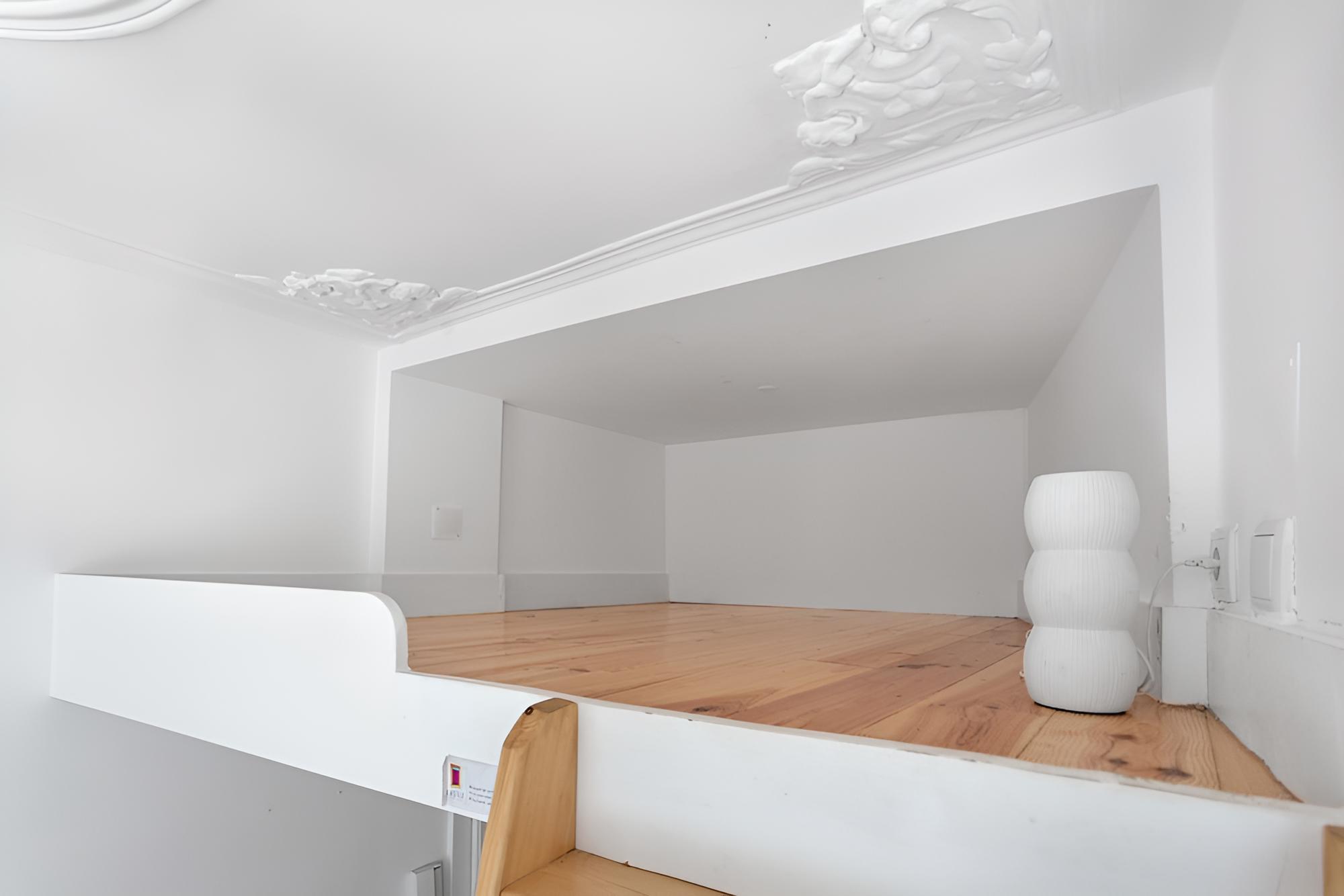 Altido Central Studio Near St. George Castle view 4