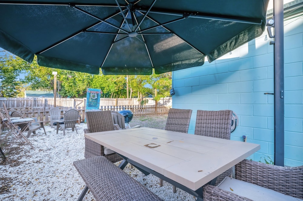 Family Home 10 Mins to Beach Pets Welcome