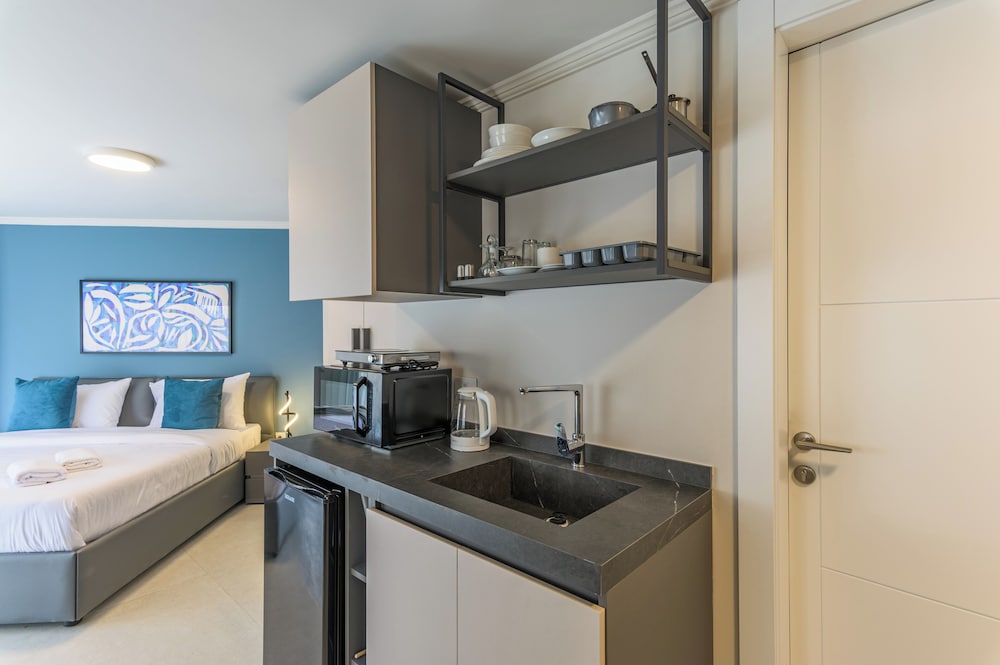 CityZen - Boutique Studios in Achrafieh