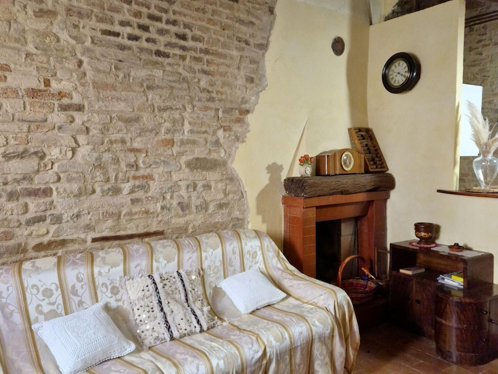 Apartment in Fratte Rosa With Apennine Views