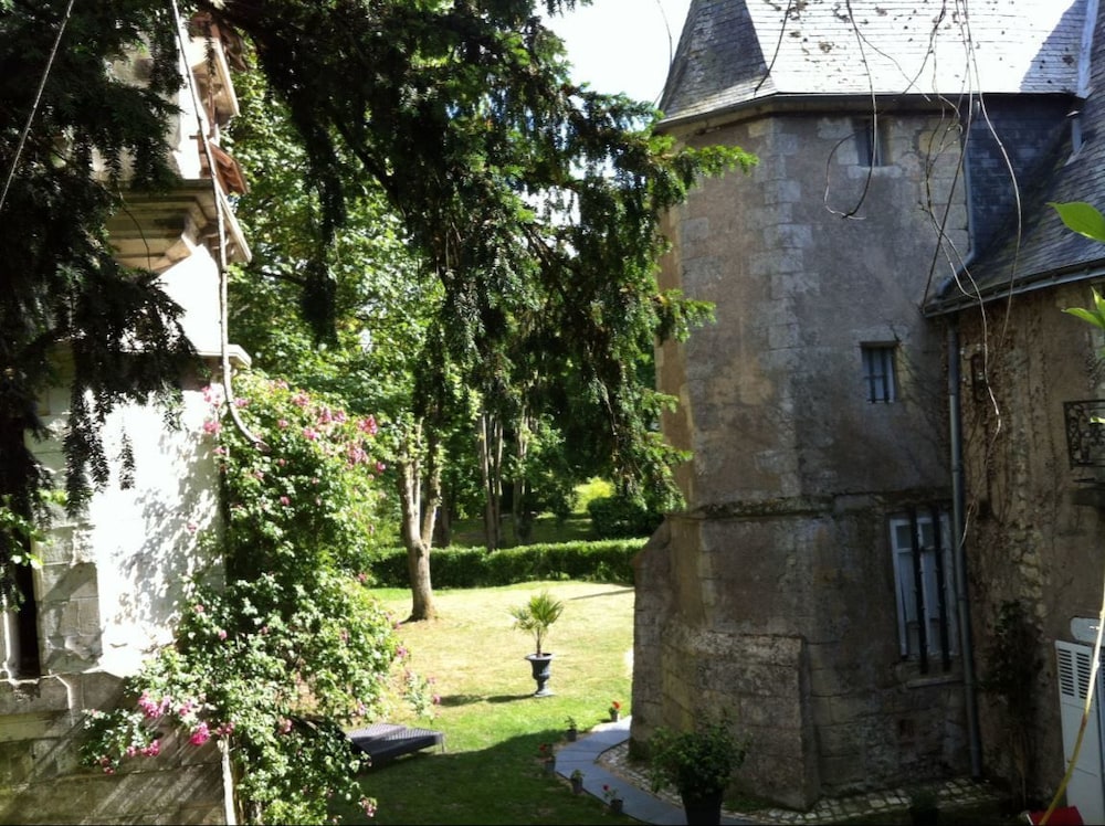 Photo 33