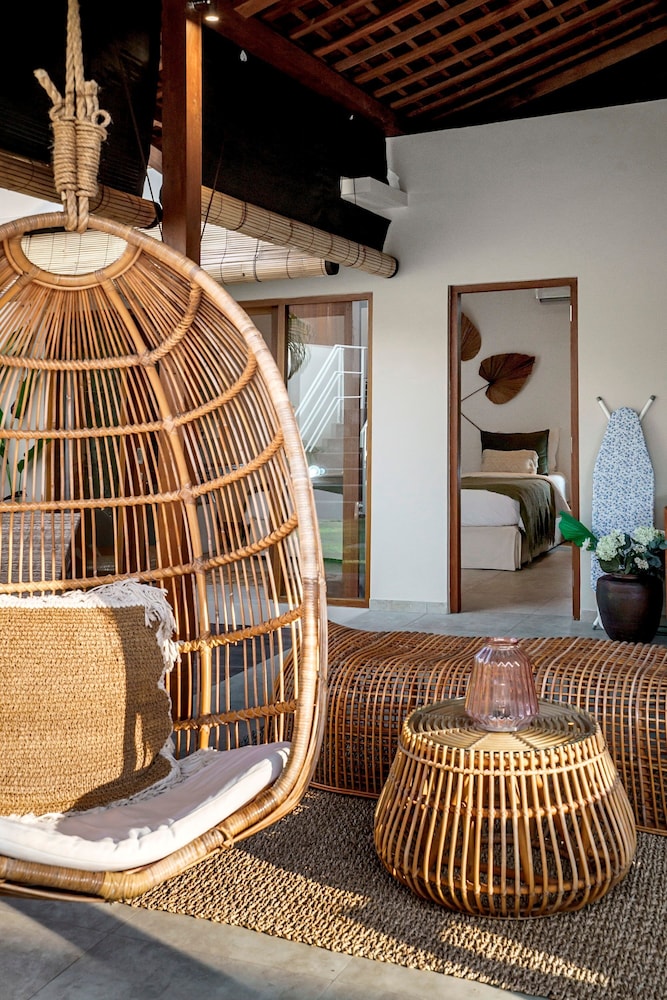 Villa Nabi by Alfred in Bali - New Family 5BR Villa Next to Seminyak Beach