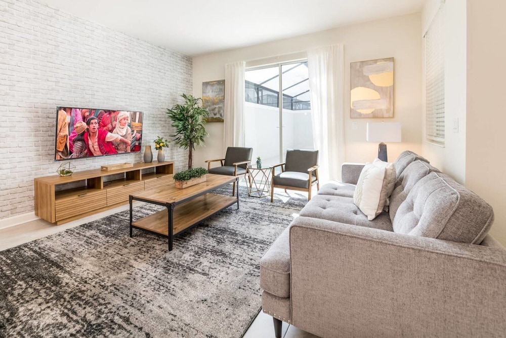 Beautiful House in Storey Lake Near Disney - Image 2