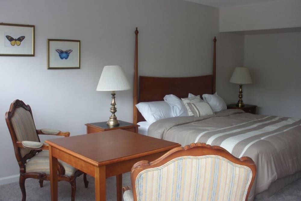 High Meadows Inn